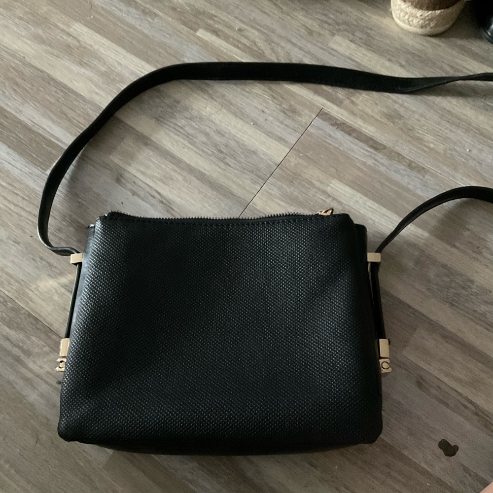 Crossbody bag